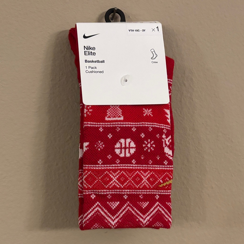 Boys Nike Size Xs Red Christmas Basketball Socks